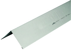 Faîtage à pince en zinc - L. 2 long. 2 m. Ép. 0,65 mm. Garantie 2 ans - Brico Dépôt