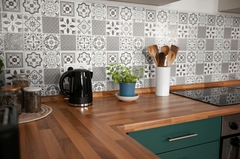 6 dalles murales PVC adhésives blanc et gris effet carreaux de ciment "ORIENTAL TILES" 30X30 cm - Brico Dépôt