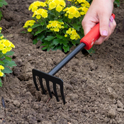 Râteau à main acier carbone rouge et noir 32 cm - Forge steel - Brico Dépôt