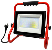 Projecteur LED chantier 100 W 9000 lm trépied et prises intégrées IP54 - Brico Dépôt