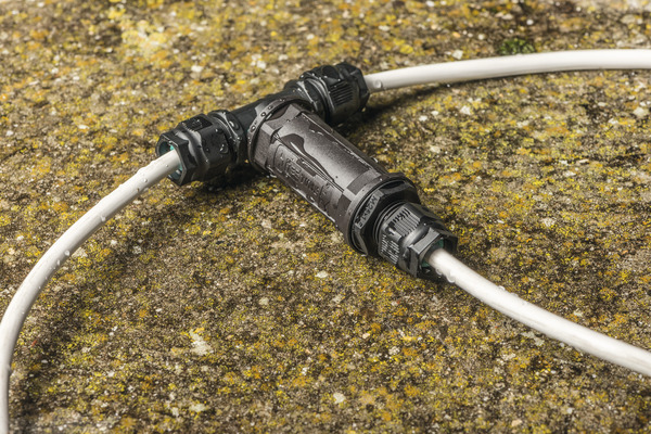 Connexion étanche en T IP68 3 voies. 3 pôles. Ø max câble 13,5 mm IP68. - Diall - Brico Dépôt