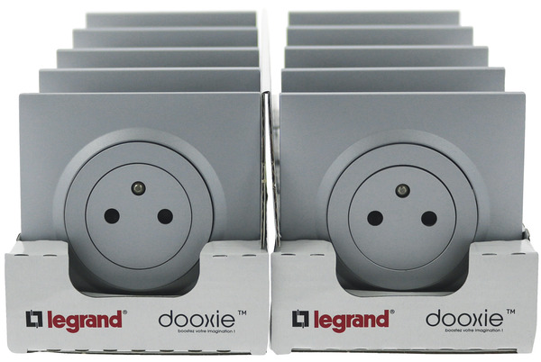 Lot 10 prises 2 pôles + terre aluminium "Dooxie" - Legrand - Brico Dépôt