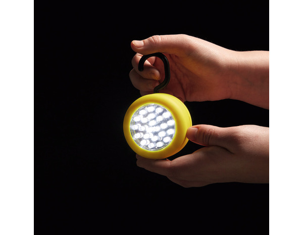 Torche ronde plastique LED 60 lm jaune - Diall - Brico Dépôt