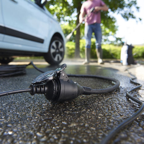 Rallonge noire à clapet  10 m NF - 3G2,5 mm² - Diall - Brico Dépôt