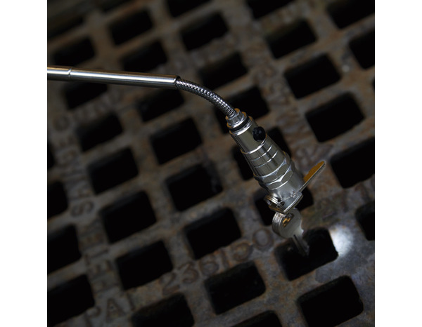 Torche LED télescopique et magnétique 10 lm - Diall - Brico Dépôt