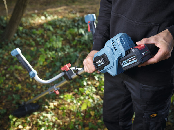 Coupe-bordures sur batterie 18 V - 30 cm - Erbauer - Brico Dépôt