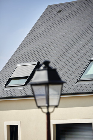 Raccord d'étanchéité EDN SK06 gris pour fenêtre de toit haut. 118 x larg. 114 cm - Velux - Brico Dépôt