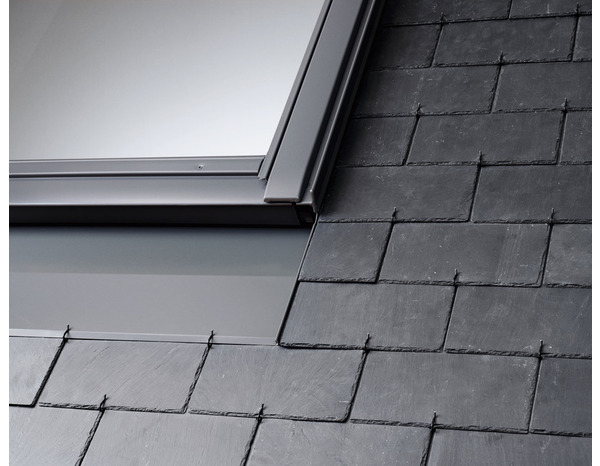 Raccord d'étanchéité EDN MK04 gris pour fenêtre de toit haut. 98 x larg. 78 cm - Velux - Brico Dépôt