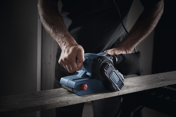 Ponceuse à bande filaire EBS950 950W - Erbauer - Brico Dépôt