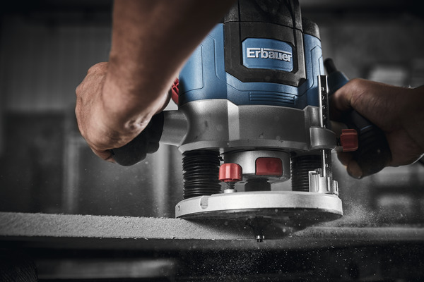 Défonceuse filaire 2100W - ER2100 - Erbauer - Brico Dépôt