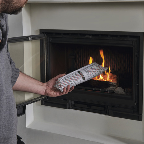 Bûche de ramonage pour tous conduits - 1 kg - Pyrofeu - Brico Dépôt