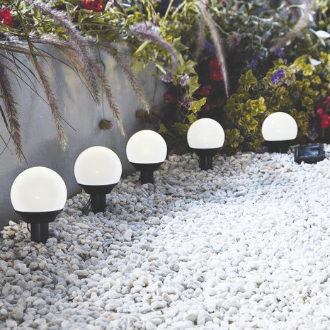 Guirlande solaire 5 têtes à piquer noir Ø 93 x H. 175 mm. L. 200 cm - Brico Dépôt