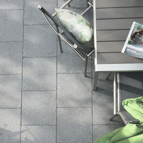 Dalle grenaille béton gris 40 x 40 cm Ép. 4 cm - Marque BLOOMA - Brico Dépôt