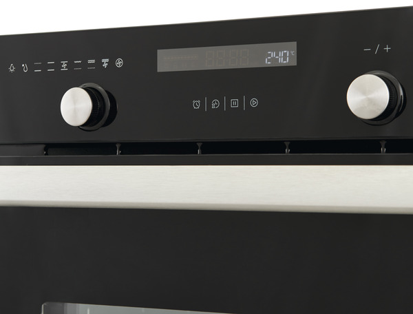 Four multifonction noir à chaleur tournante 3000 W - Cooke and Lewis - Brico Dépôt