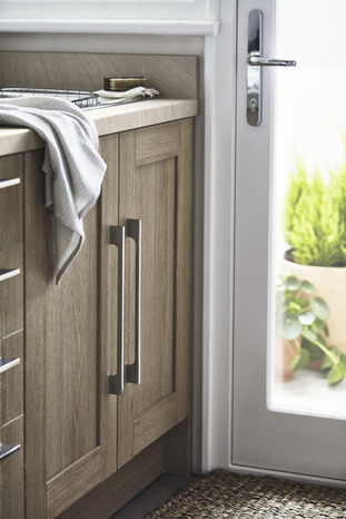 Lot de 2 poignées effet chromé poli "Hikide" L 35,2 cm - GoodHome - Brico Dépôt