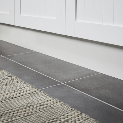 Plinthe "Alpinia" blanc l.240 x h.15 cm - GoodHome - Brico Dépôt