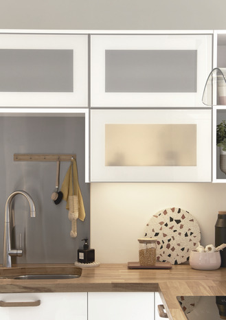 Façade 1 porte vitrée "Stevia" blanc l.29,7 x h.71,5 cm - GoodHome - Brico Dépôt