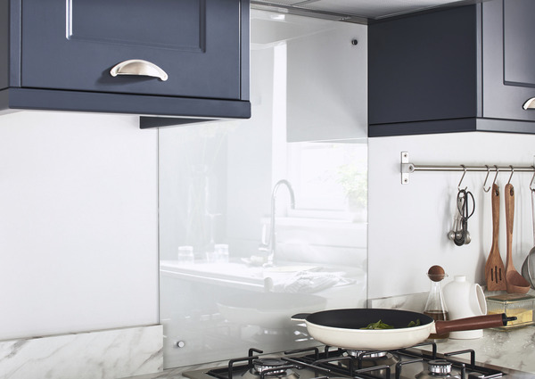 Fond de hotte en verre "Nashi" transparent - l.60 x H.80 cm x ép 5 mm - GoodHome - Brico Dépôt