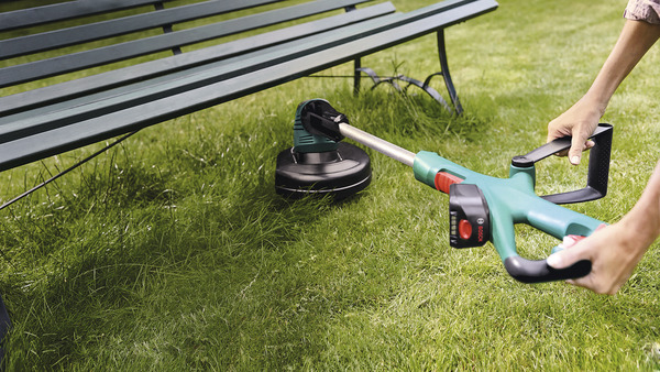 Coupe bordure electrique 450 W - Bosch - Brico Dépôt