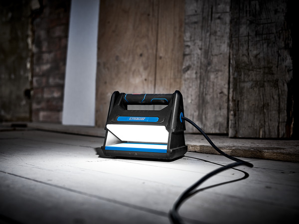 Projecteur de chantier 1000 LM 10W - Erbauer - Brico Dépôt