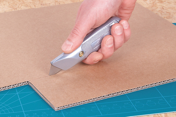 Couteau métal à lame fixe 19 mm - Wolfcraft - Brico Dépôt