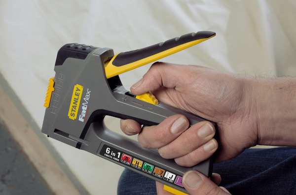 Agrafeuse 6 en 1 - FMHT6-70868 - Stanley Fatmax - Brico Dépôt