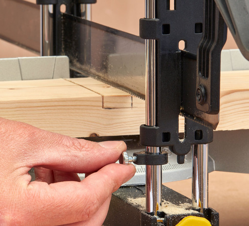 Scie à onglet articulée 560 mm - 1-20-800 - Stanley - Brico Dépôt