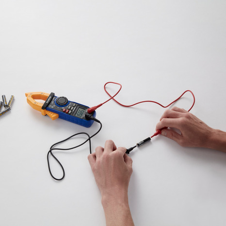 Pince amperemetrique 43 calibre CAT III / 600V - Brico Dépôt