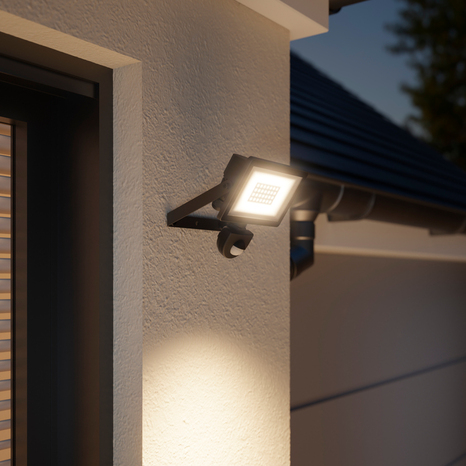 Projecteur à détection de mouvements Lucano IP65 20 W - Noir - Marque BLOOMA - Brico Dépôt
