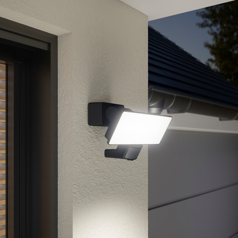 Projecteur à détection de mouvements Dircao IP65 30 - W 220 - 240 V - Blanc - Marque BLOOMA - Brico Dépôt