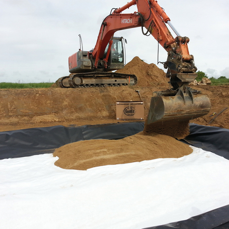 Rouleau de géotextile de filtration 5,20 m x 5,20 m - Brico Dépôt