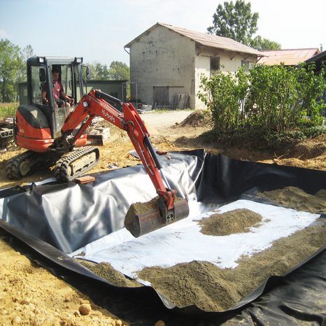 Rouleau de géotextile de filtration 5,20 m x 5,20 m - Brico Dépôt