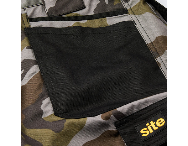 Short camouflage 65% polyester 35% coton. Taille 40 - Brico Dépôt