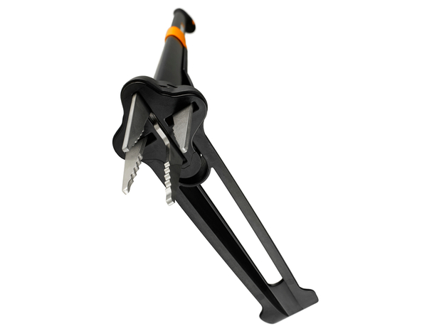 Desherbeur Xact manuel pour mauvaises herbes - Fiskars - Brico Dépôt