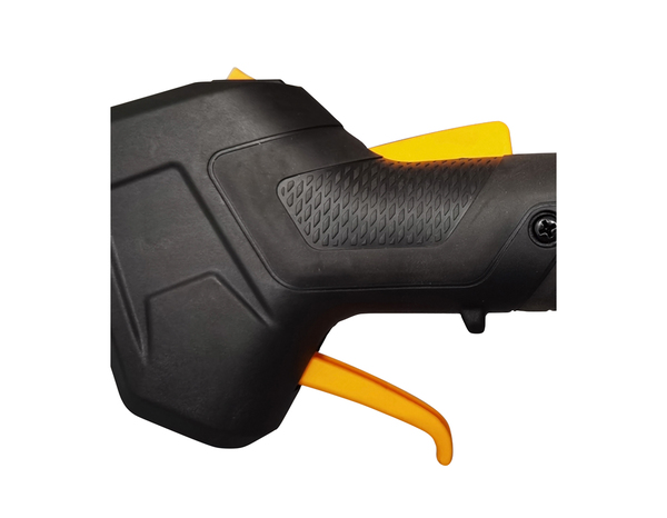 Outil multifonction 5 en 1 avec perche - 26 CC - Titan - Brico Dépôt