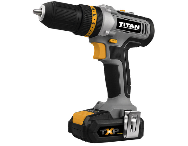 Perceuse et visseuse à percussion sans fil 18 V + 71 accessoires - Titan - Brico Dépôt
