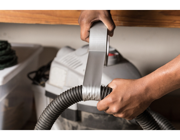 Ruban adhésif en toile pour réparations gris 50 mm x 50 m - Ducktape - Brico Dépôt