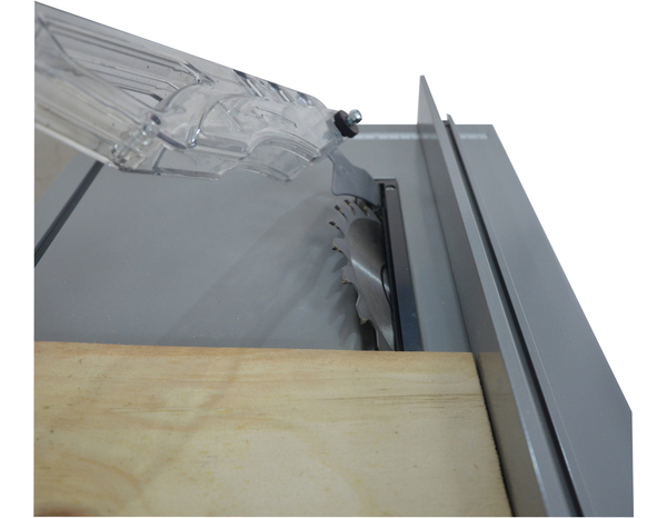 Scie sur table 800 W - 200 mm - Titan - Brico Dépôt