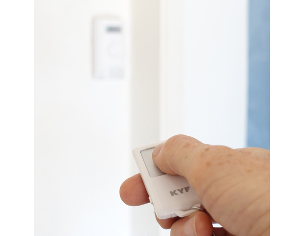 Kit alarme intérieur avec détecteur infrarouge et sirène puissante 100 db - Brico Dépôt