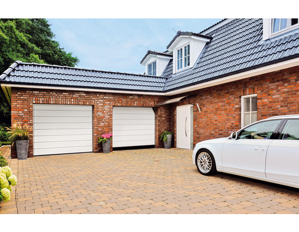 Porte de garage sectionnelle motorisée - Blanc - Brico Dépôt