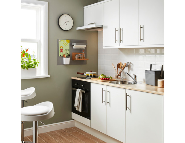 Finition d'angle "Balsamita" blanc l.71,5 x h.5,9 cm - GoodHome - Brico Dépôt