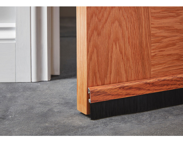 Bas de porte avec brosse aspect bois à clipser - L. 1 m x Ép. 25 mm - Diall - Brico Dépôt