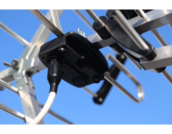 Antenne trinappe 18dB 5G - Optex - Brico Dépôt