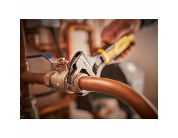 Clé à molette Maxsteel 200 mm - Ouverture 24 mm - Stanley - Brico Dépôt