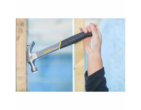 Marteau arrache-clous 450 g avec manche en fibre de verre - Stanley - Brico Dépôt