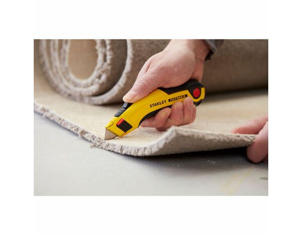 Couteau à lame rétractable pour usage intensif + 5 lames - Stanley Fatmax - Brico Dépôt