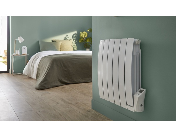 Radiateur galbé à inertie fluide "Vlada" - 1 500 W - Brico Dépôt