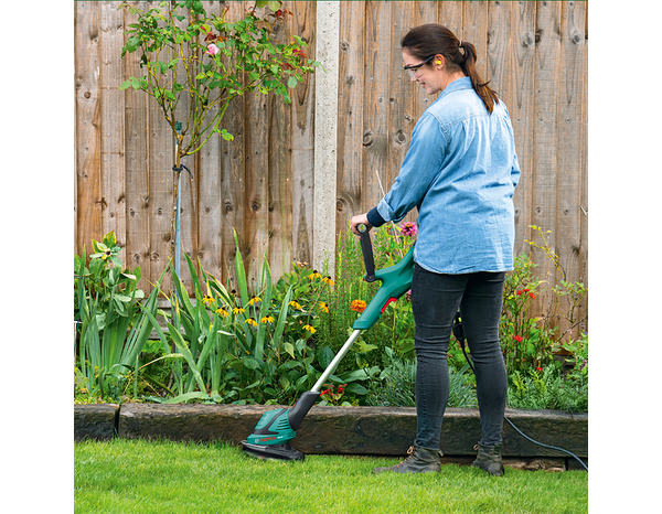 Coupe bordure electrique 450 W - Bosch - Brico Dépôt