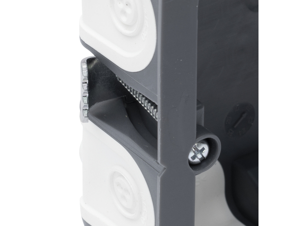 Boîte de dérivation Stop Air, à encastrer 170 x 170 x H. 40 mm - Brico Dépôt