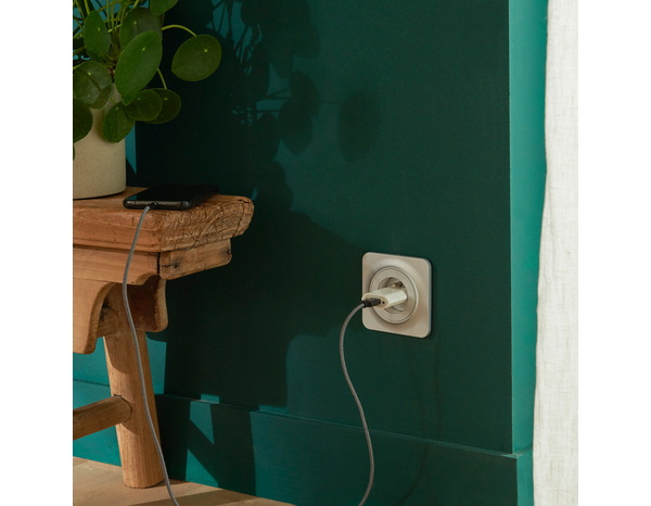 Plaque 1 poste gris "Zephyr' - Brico Dépôt